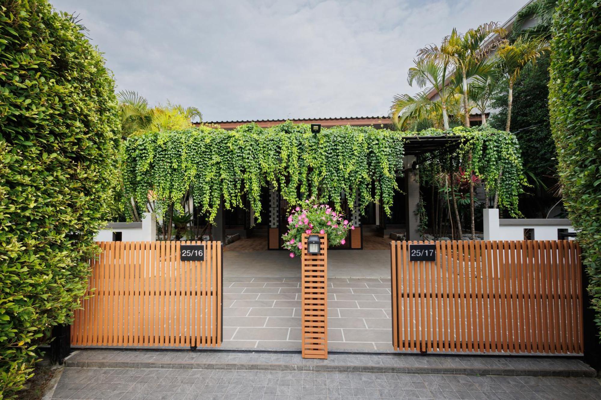 T House Villa Bang Tao Beach  Exterior photo